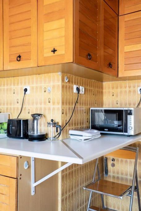 Three Bedroom Spacious Near Acropolis *