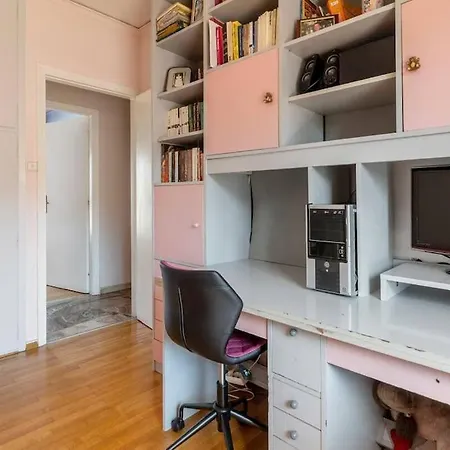 Three Bedroom Spacious Apartment Near Acropolis Athens Exterior photo