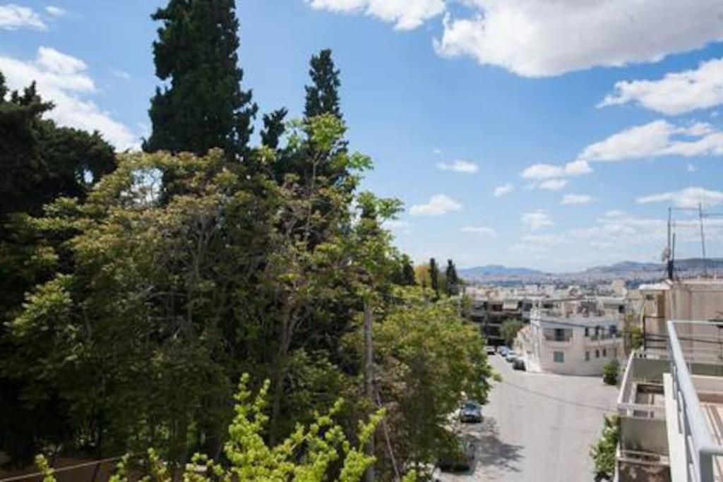 Three Bedroom Spacious Near Acropolis Athens