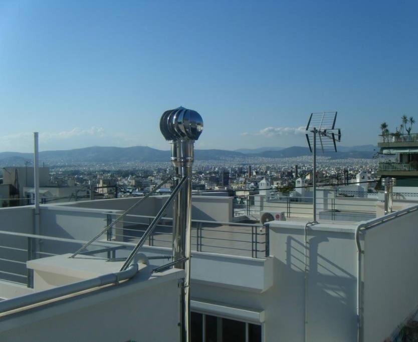 Three Bedroom Spacious Near Acropolis *